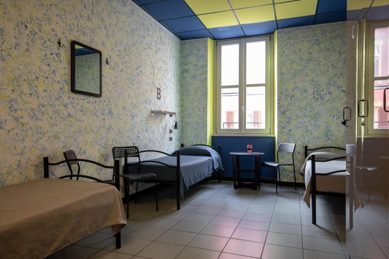Ostello San Filippo Neri Modène Chambre photo
